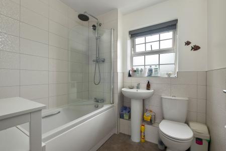 3 bedroom Terraced House for sale in Lock Mews, Stamford