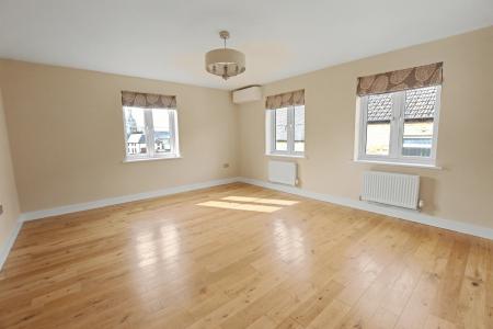 4 bedroom Town house for sale in Woodbridge Mews, Stamford