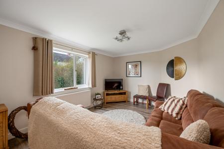 3 bedroom End of terrace house for sale in Worcester Crescent, Stamford