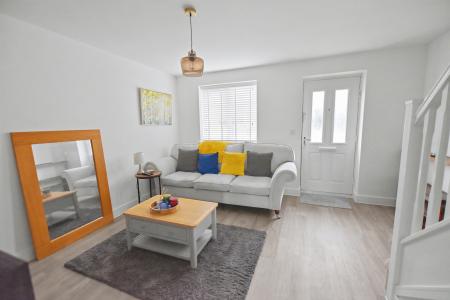 2 bedroom Semi-detached house to let in Sovereign Way, Stamford, PE9