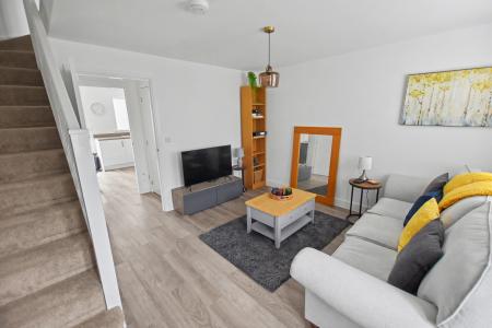 2 bedroom Semi-detached house to let in Sovereign Way, Stamford, PE9