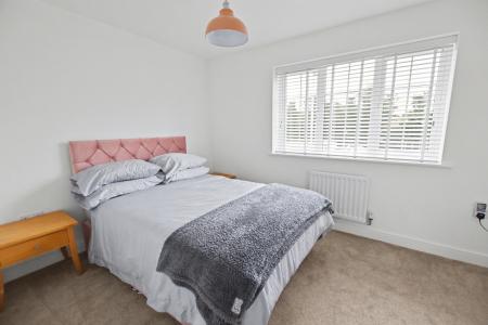 2 bedroom Semi-detached house to let in Sovereign Way, Stamford, PE9