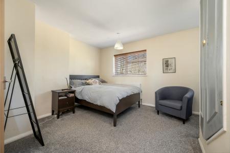 3 bedroom End of terrace house for sale in Newport Way, Ufford