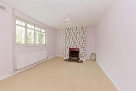 3 bedroom Terraced House to let in Rutland Road, Stamford, PE9