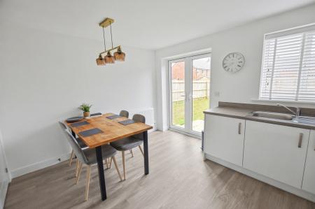 2 bedroom Semi-detached house to let in Sovereign Way, Stamford, PE9