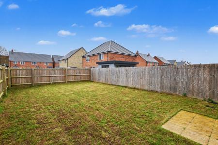 2 bedroom Semi-detached house to let in Sovereign Way, Stamford, PE9