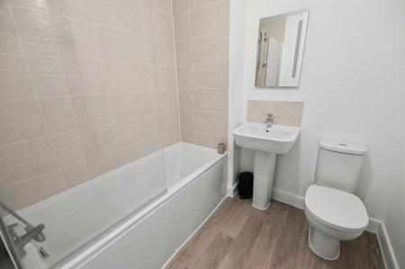 2 bedroom Semi-detached house to let in Sovereign Way, Stamford, PE9