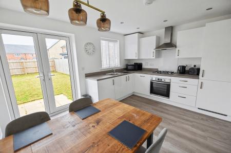 2 bedroom Semi-detached house to let in Sovereign Way, Stamford, PE9