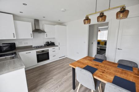 2 bedroom Semi-detached house to let in Sovereign Way, Stamford, PE9