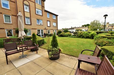 1 bedroom Retirement property for sale in Newcomb Court, Stamford, PE9