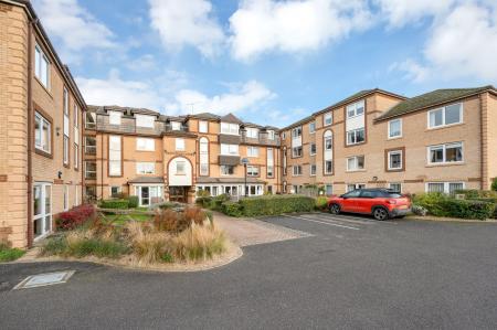 1 bedroom Retirement property for sale in Newcomb Court, Stamford, PE9