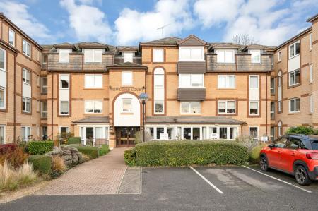 Newcomb Court, Stamford, PE9