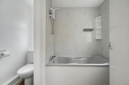 2 bedroom Terraced House for sale in Radcliffe Road, Stamford, PE9