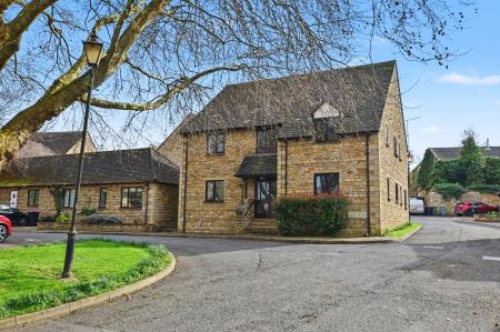 1 bedroom Flat for sale in Phillips Court, Stamford, PE9