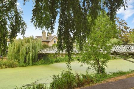1 bedroom Flat for sale in Phillips Court, Stamford, PE9