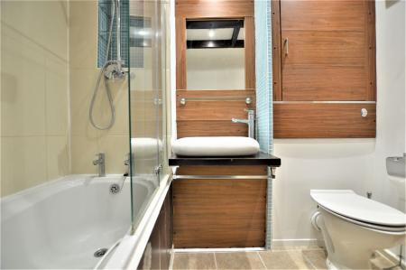 2 bedroom Flat for sale in Broad Street, Stamford, PE9