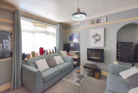 3 bedroom Terraced House for sale in Luffenham Road, Ketton, PE9