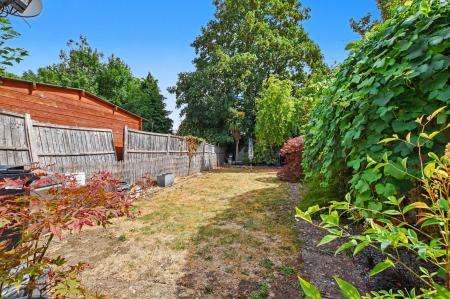 3 bedroom Terraced House for sale in Luffenham Road, Ketton, PE9