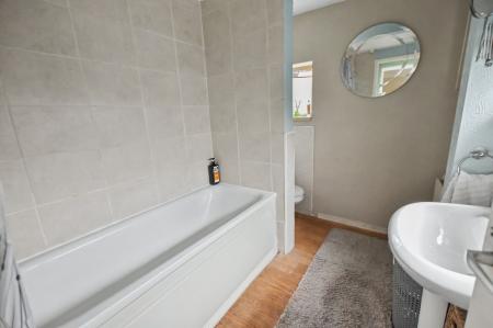 3 bedroom Terraced House for sale in Luffenham Road, Ketton, PE9