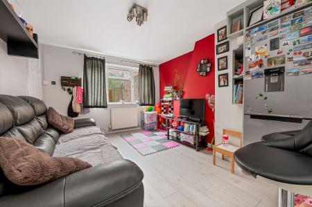 2 bedroom Terraced House for sale in East Street, Stamford, PE9