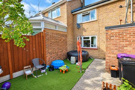 2 bedroom Terraced House for sale in East Street, Stamford, PE9
