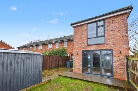 3 bedroom End of terrace house for sale in St. Marys Avenue, Wittering, PE8