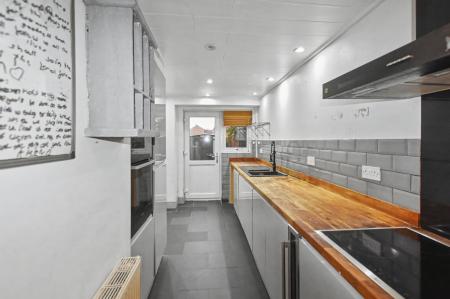 3 bedroom End of terrace house for sale in St. Marys Avenue, Wittering, PE8