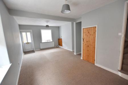 3 bedroom Terraced House for sale in Bentley Street, Stamford, PE9