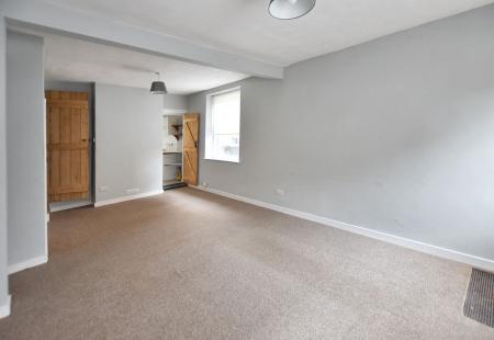 3 bedroom Terraced House for sale in Bentley Street, Stamford, PE9