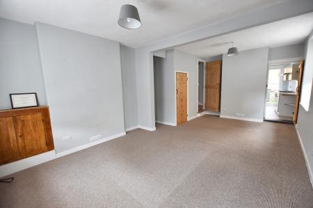 3 bedroom Terraced House for sale in Bentley Street, Stamford, PE9