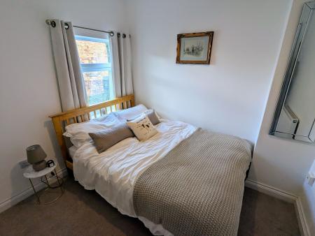 2 bedroom Terraced House for sale in Brazenose Lane, Stamford, PE9
