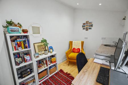 2 bedroom Terraced House for sale in Brazenose Lane, Stamford, PE9