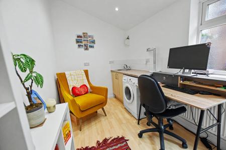 2 bedroom Terraced House for sale in Brazenose Lane, Stamford, PE9