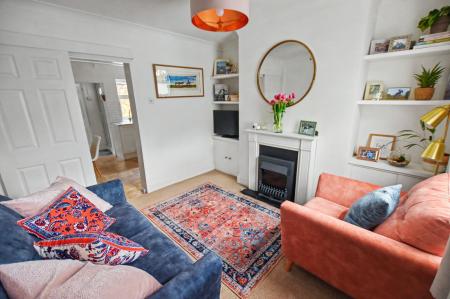 2 bedroom Terraced House for sale in Brazenose Lane, Stamford, PE9