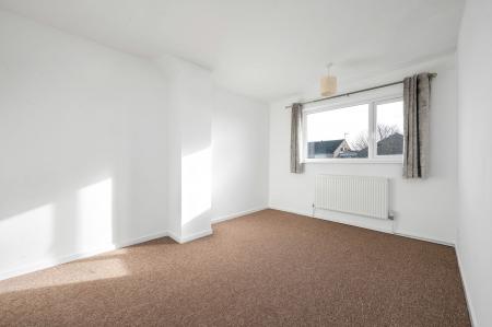 3 bedroom Terraced House for sale in Mountbatten Avenue, Stamford, PE9