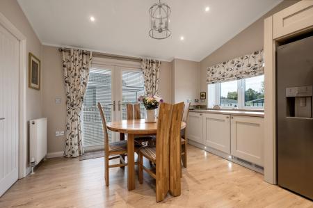 2 bedroom Lodge for sale in Yarwell Mill, Yarwell, PE8