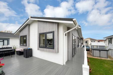 2 bedroom Lodge for sale in Yarwell Mill, Yarwell, PE8