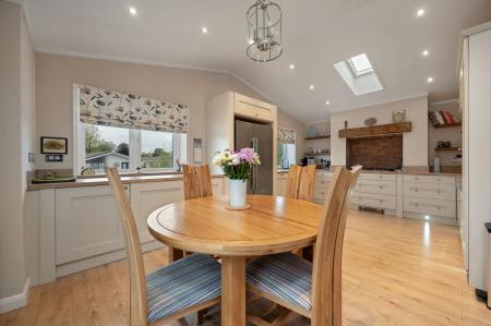 2 bedroom Lodge for sale in Yarwell Mill, Yarwell, PE8