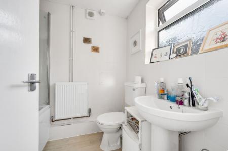 3 bedroom Terraced House for sale in Reform Street, Stamford, PE9