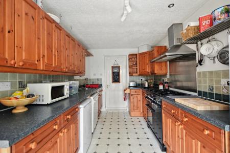 3 bedroom Semi-detached house for sale in Newham Road, Stamford, PE9