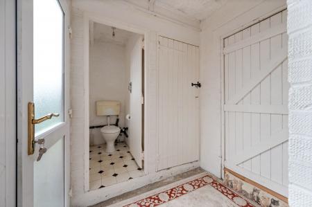 3 bedroom Terraced House for sale in Willoughby Road, Stamford, PE9