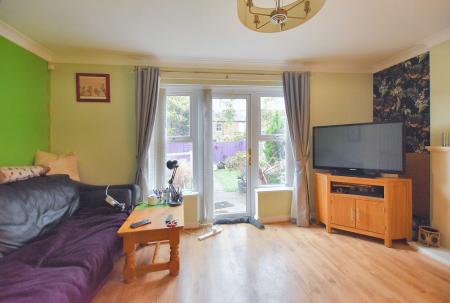 3 bedroom Terraced House for sale in Christ Church Close, Stamford, PE9