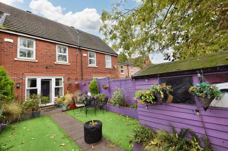 3 bedroom Terraced House for sale in Christ Church Close, Stamford, PE9