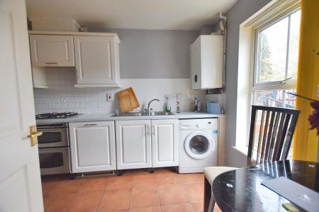 3 bedroom Terraced House for sale in Christ Church Close, Stamford, PE9