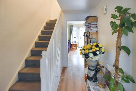 3 bedroom Terraced House for sale in Christ Church Close, Stamford, PE9