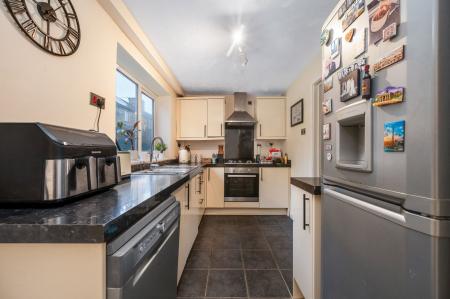 2 bedroom End of terrace house for sale in West Street Gardens, Stamford, PE9