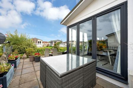 2 bedroom Lodge for sale in Yarwell Mill, Yarwell, PE8