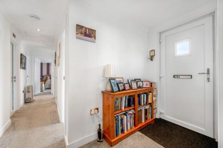 2 bedroom Lodge for sale in Yarwell Mill, Yarwell, PE8