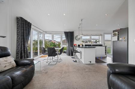 2 bedroom Lodge for sale in Yarwell Mill, Yarwell, PE8