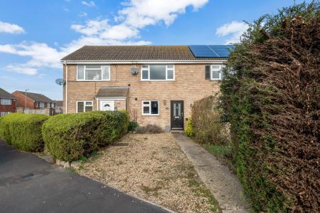 3 bedroom Terraced House for sale in Fitzwilliam Road, Stamford, PE9